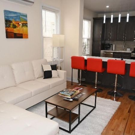 뉴어크 Ooohlala! 2 Beds And 2 Full Baths W/Free Parking 아파트 외부 사진